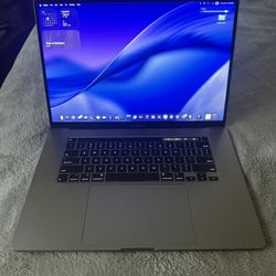 15” MacBook Pro macOS Tahoe