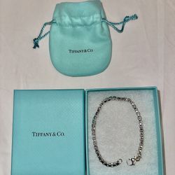 Tiffany & Co. | Venetian Link Bracelet in Sterling Silver (Medium - 7.5")  