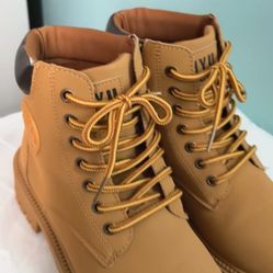 OFERTA 2x1 – Dos pares de zapatos (38 y 39)