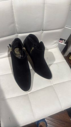 7 1/2 W Black High Heel Boots Vince Camuto