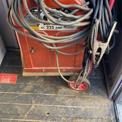 Lincoln Welder 225 Electric 