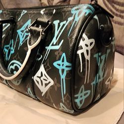 Luxury New Handbag Purse With Crossbody Strap