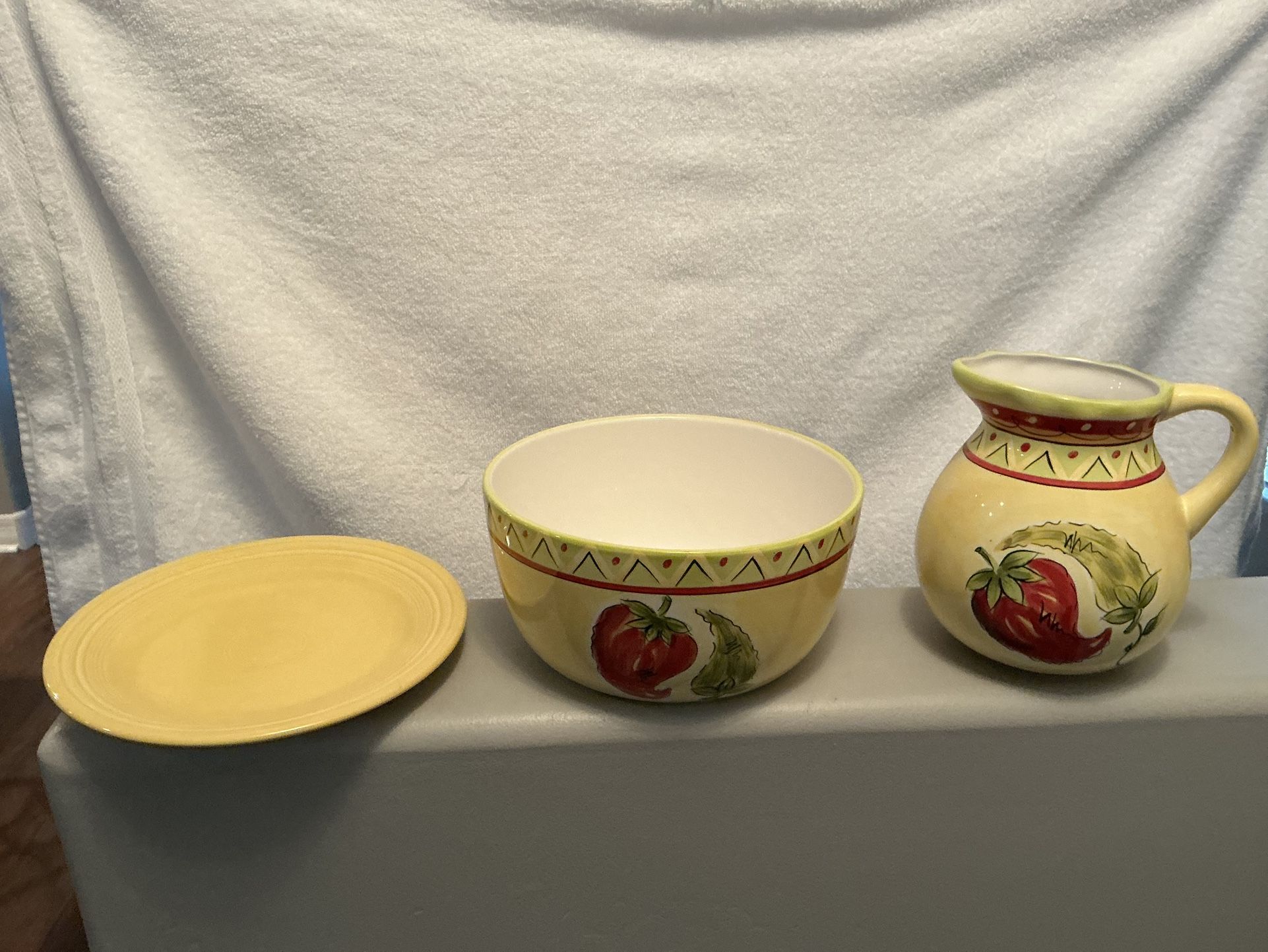 Southwest Pitcher, Bowl And Plate