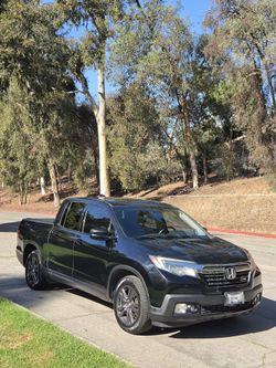 2018 Honda Ridgeline Sport PickUp