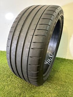 235 40 18    Michelin Pilot Sport 4S  One Used Tire 60% Life 