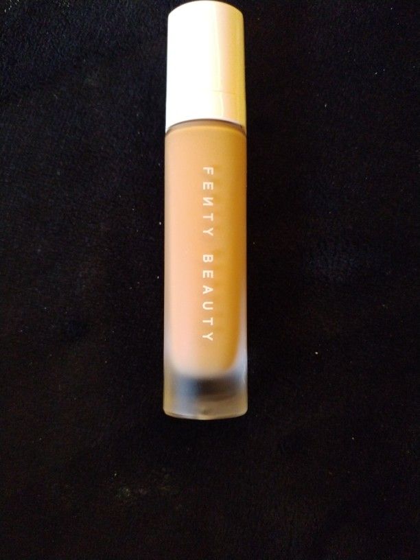 Fenty Beauty Liquid Foundation