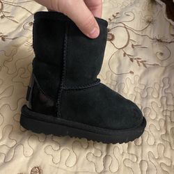Toddler Uggs Size 8 