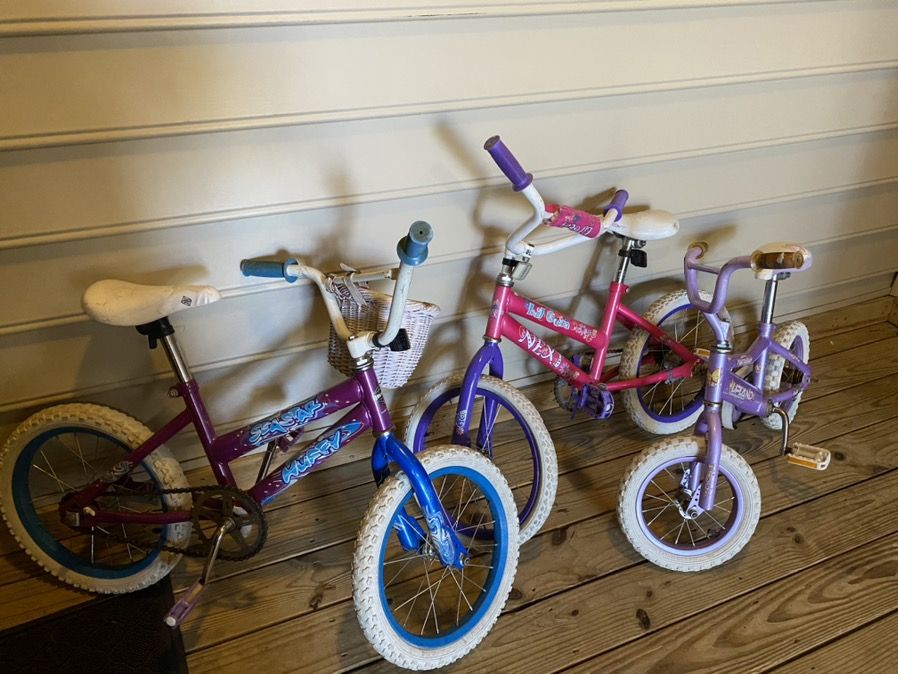 Kids bikes