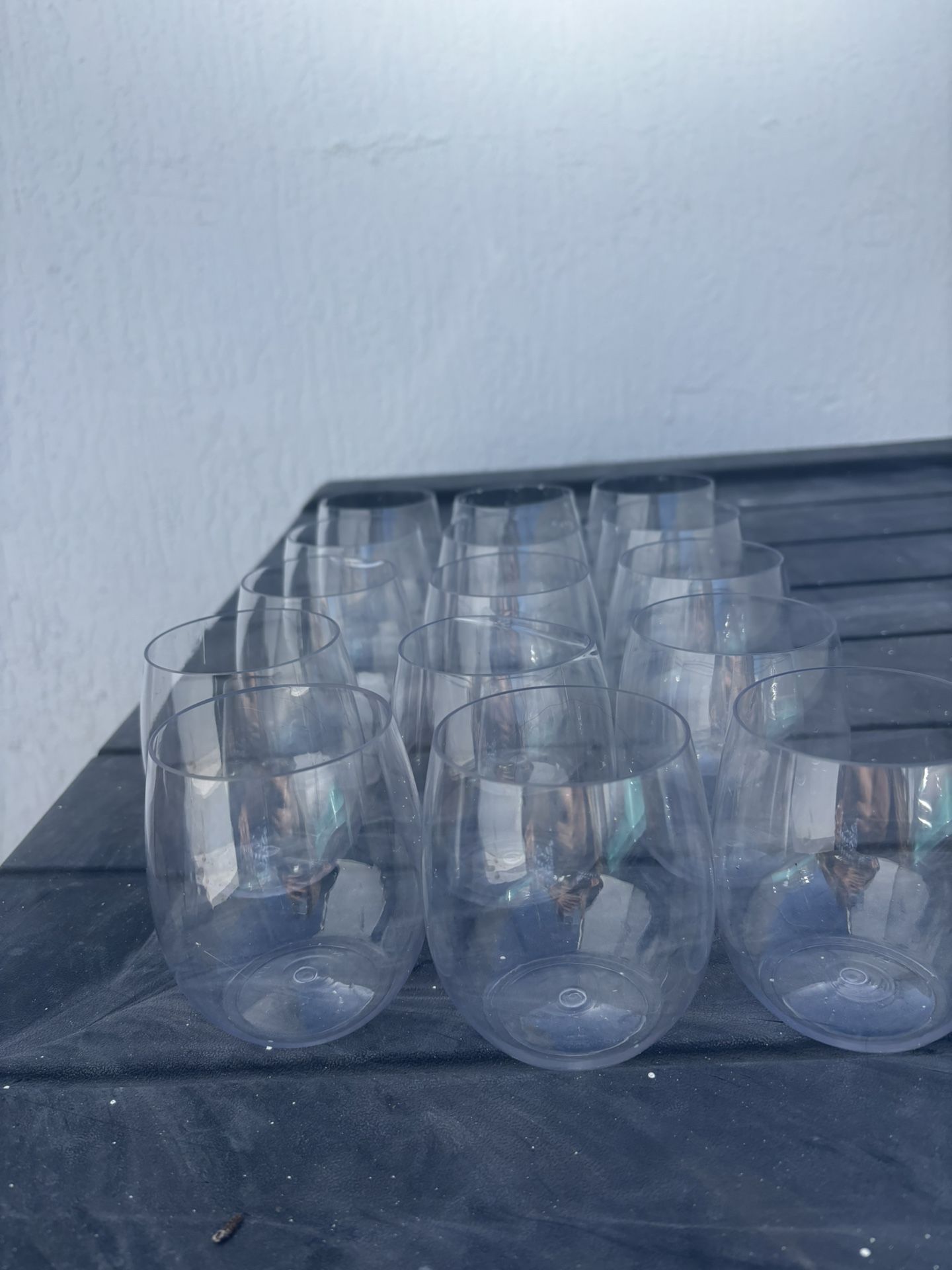 15, 12oz Plastic Clear Cups Perfect For Summer At The Pool