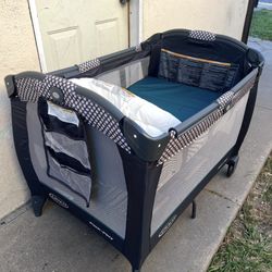 GRACO PLAY PEN 