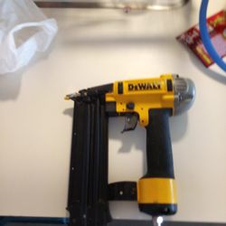 Dewalt Air Stapler 