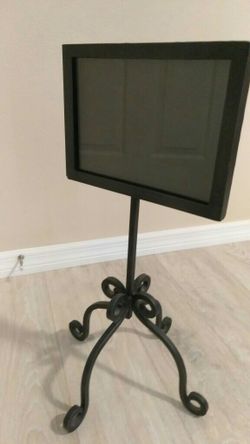 Black Iron standing picture or signage stand