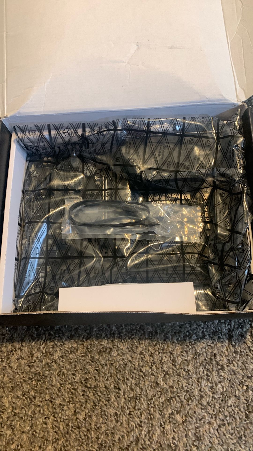 MSI MPG Z490 GAMING PLUS MOTHERBOARD *READ DESCRIPTION*