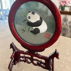 Vintage Chinese Art Double-Sided Suzhou Silk Embroidery Panda w/ Rosewood Stand