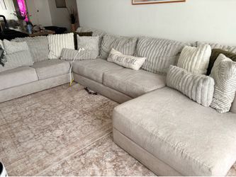 Sectional couch