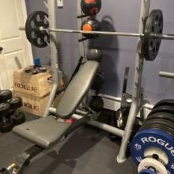 Hoist Fitness Commercial Duty Adjustable Bench With Rack