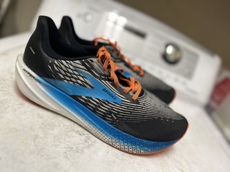 Brooks Hyperion Max