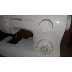 Singer 3321 sewing Machine