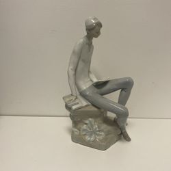 Lladro Hebrew Student Figurine