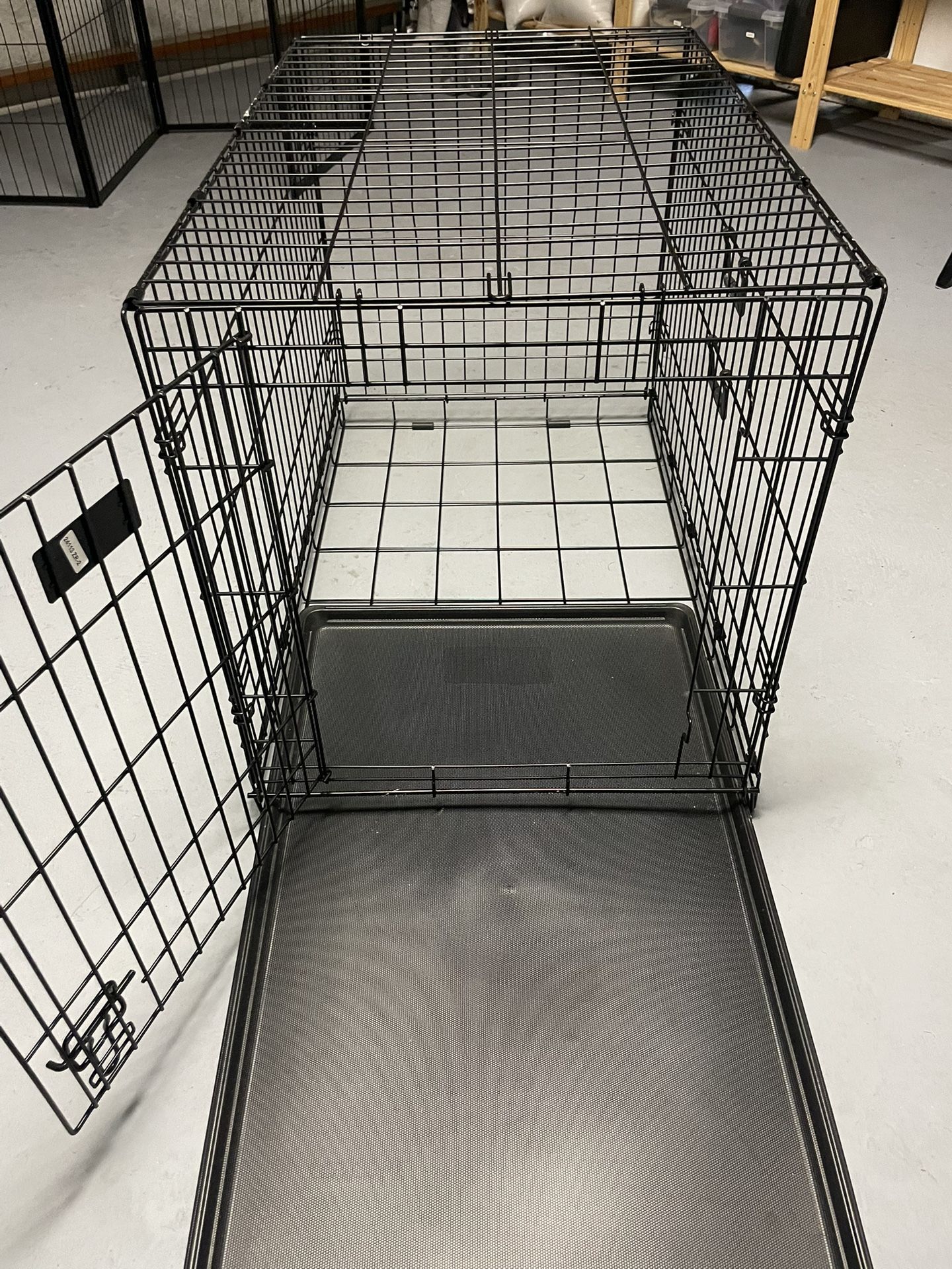 Collapsible Dog Crate