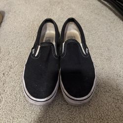BLACK VANS