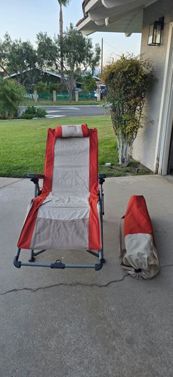 Foldable camping chairs x2