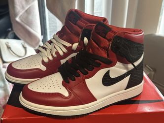 Jordan 1 Retro High Satin