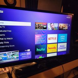 DELL 32" HD LED LCD TV  with REMOTE 