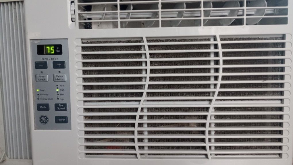 Frigidaire All Digital 6000 BTU Air Conditioner