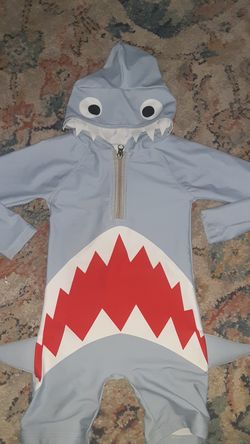 Lil kid Baby Shark Swim Suit (size) medium
