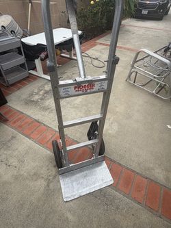 Liberator hand truck