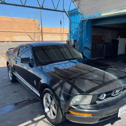 2006 Ford Mustang 