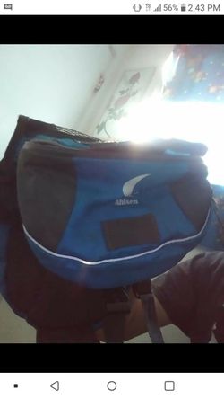 Ahlsen adventure dog saddle bag(can hold 6,12 oz cans) and retracting leash