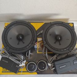 KICKER 1 PAIR 6.5" 300 WATTS COMPONENT SET WITH CROSSOVER CAR SPEAKER ( BRAND NEW PRICE IS LOWEST INSTALL NOT AVAILABLE )