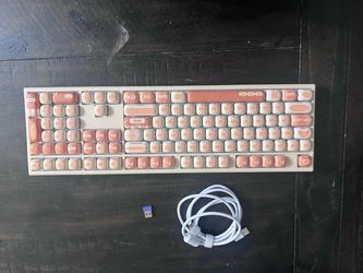 MonsGeek buns keyboard
