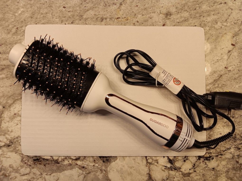 Gently Used Volumizing Hair Dryer/Brush