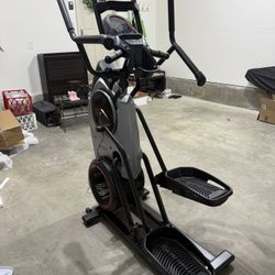 BowFlex Trainer M6 Elliptical