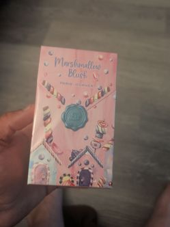 Marshmallow blush