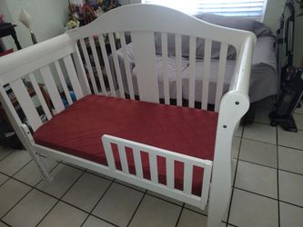 White Toddler Bed with Mattress