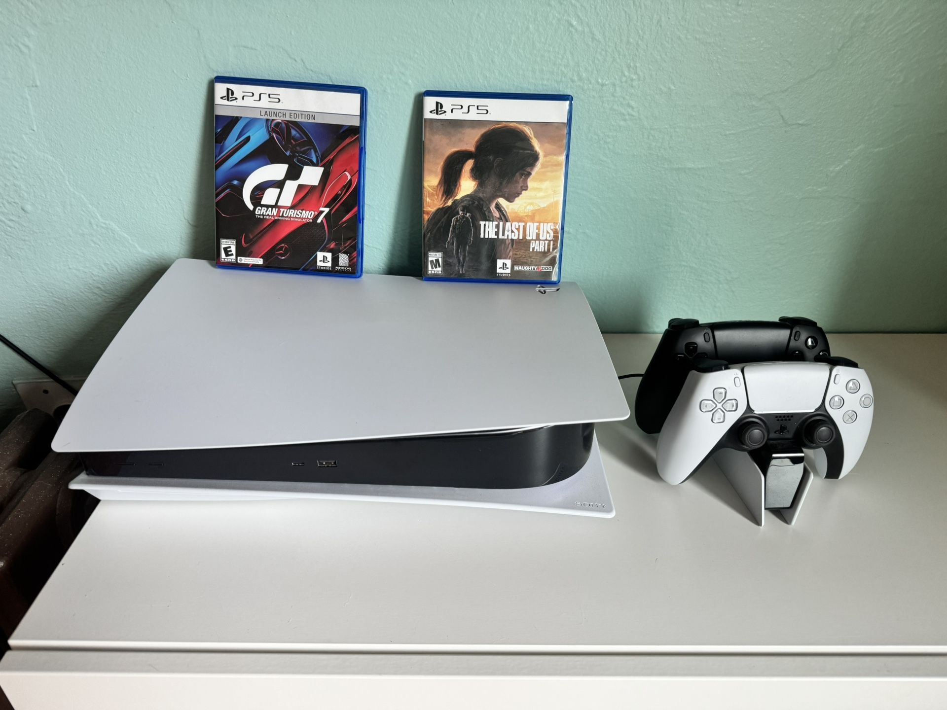 Playstation 5, Controllers, Games