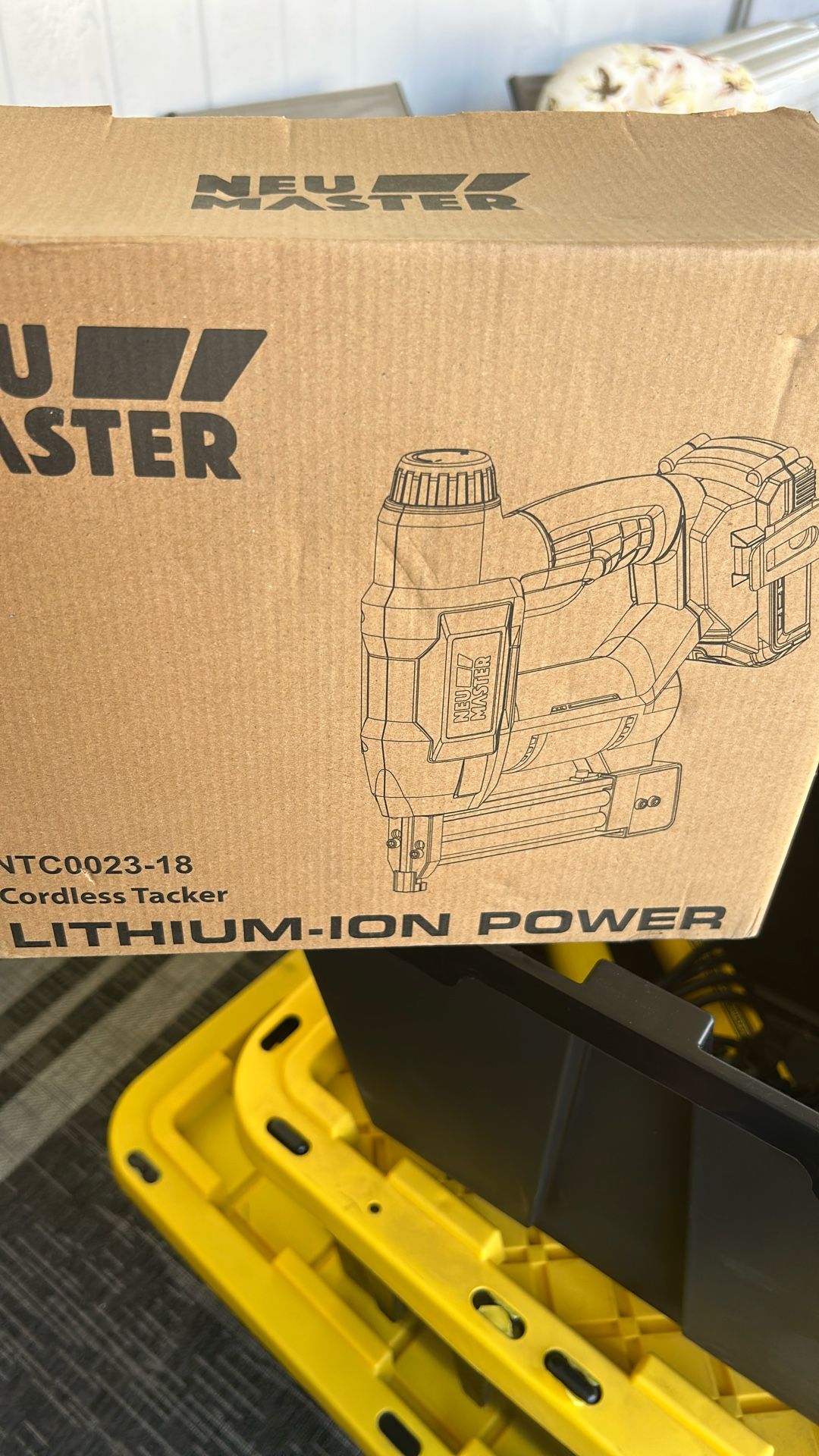 Cordless Tacker Lithium-ion