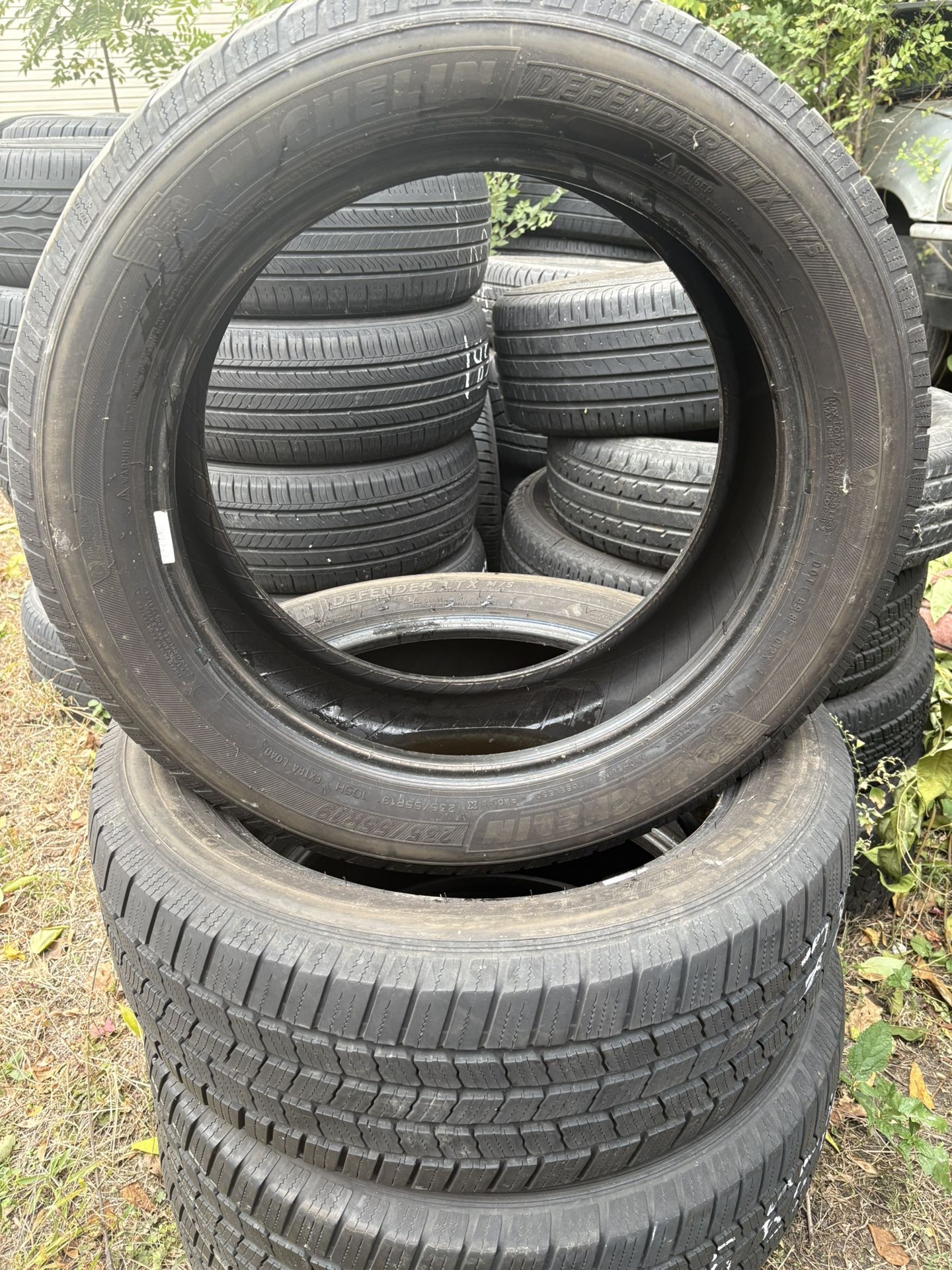 235/55/19 Michelin Full Set Change And Install Inclueee