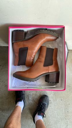 Vince Camuto women Boots