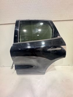 (1029) 20-25 Ford Escape Left Rear Door 2020 2021 2022 2023 2024 2025