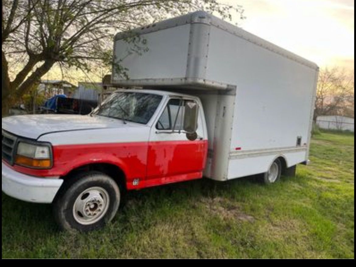 1997 ford f350box truck