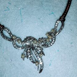 New Trifari Silver Crystal Pearl Bib Necklace