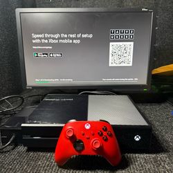 Microsoft Xbox One 500GB Console with Controller and Cables