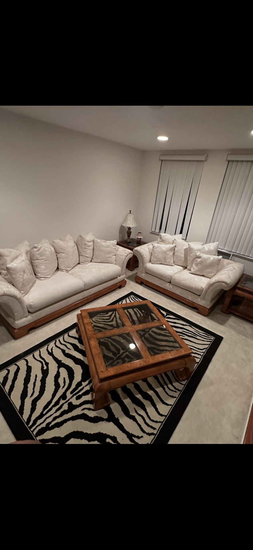 Free Sofa And couch