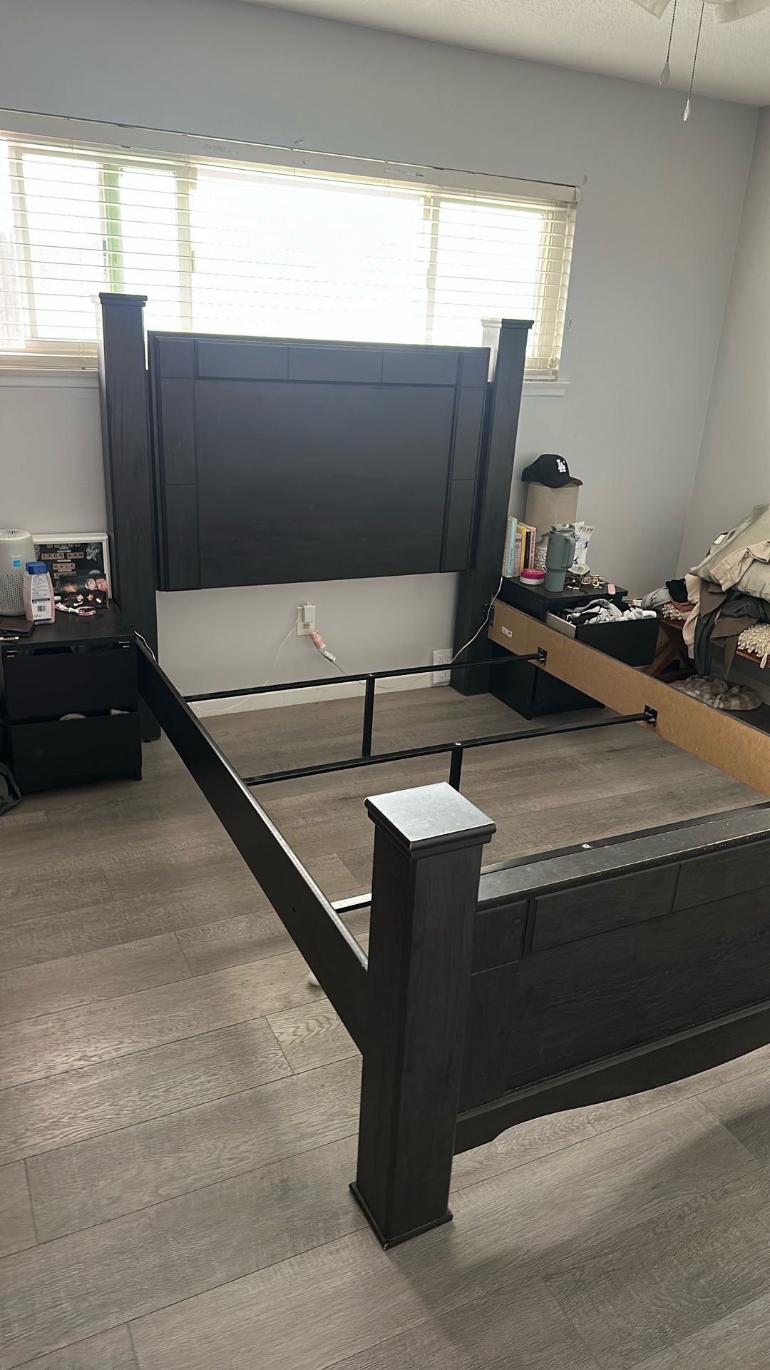 Bed frame 