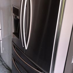 Samsung French Door Refrigerator Good Condition